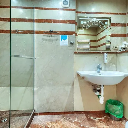 Palladium アパートホテル 3*